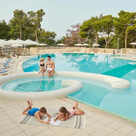 Bluesun Elaphusa 4* Bol