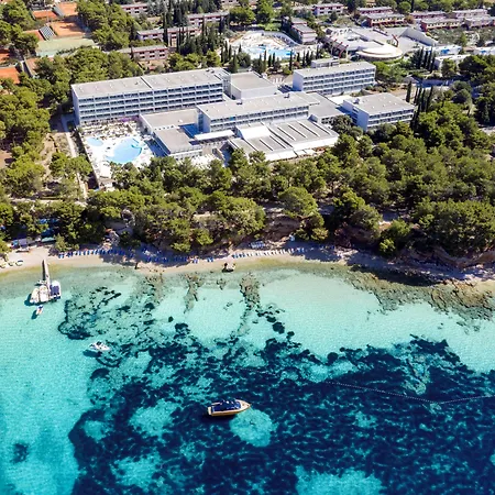 Bluesun Elaphusa Hotel 4*