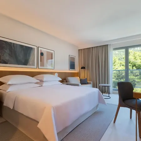 Bluesun Elaphusa 4* Bol