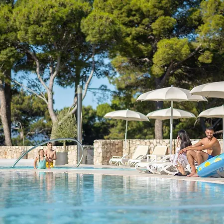Bluesun Elaphusa 4*
