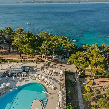 Bluesun Elaphusa Hotel