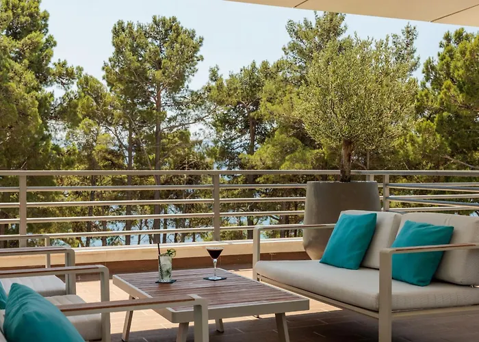 Hotel Bluesun Elaphusa