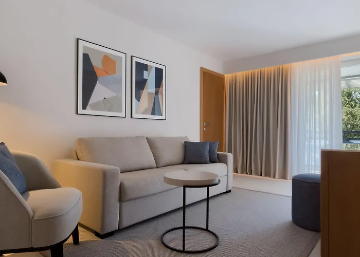 Bluesun Elaphusa Bol