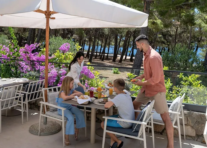 Bluesun Elaphusa Hotel 4*